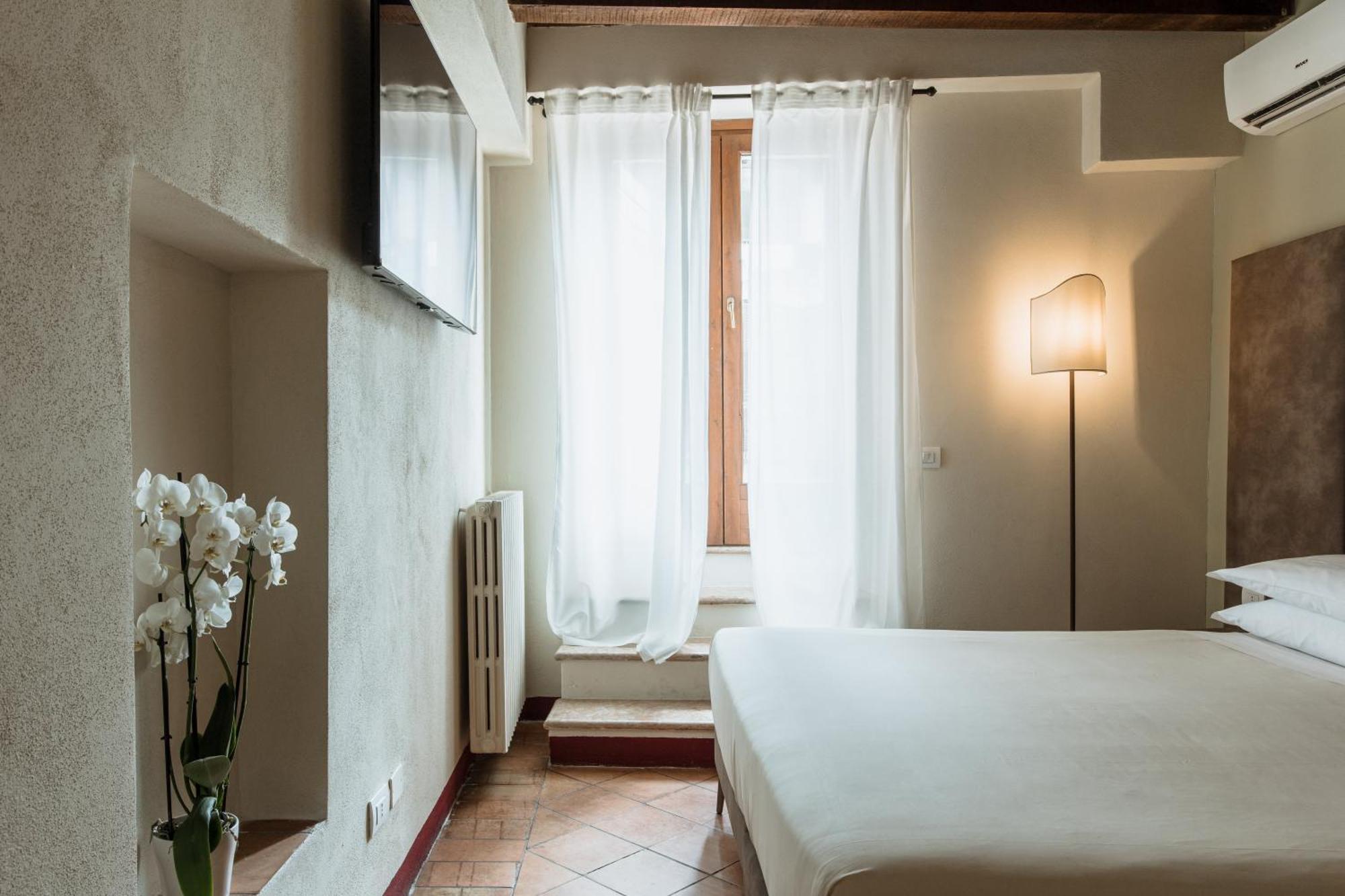 Osteria Luxury Apartments Peschiera del Garda Bagian luar foto