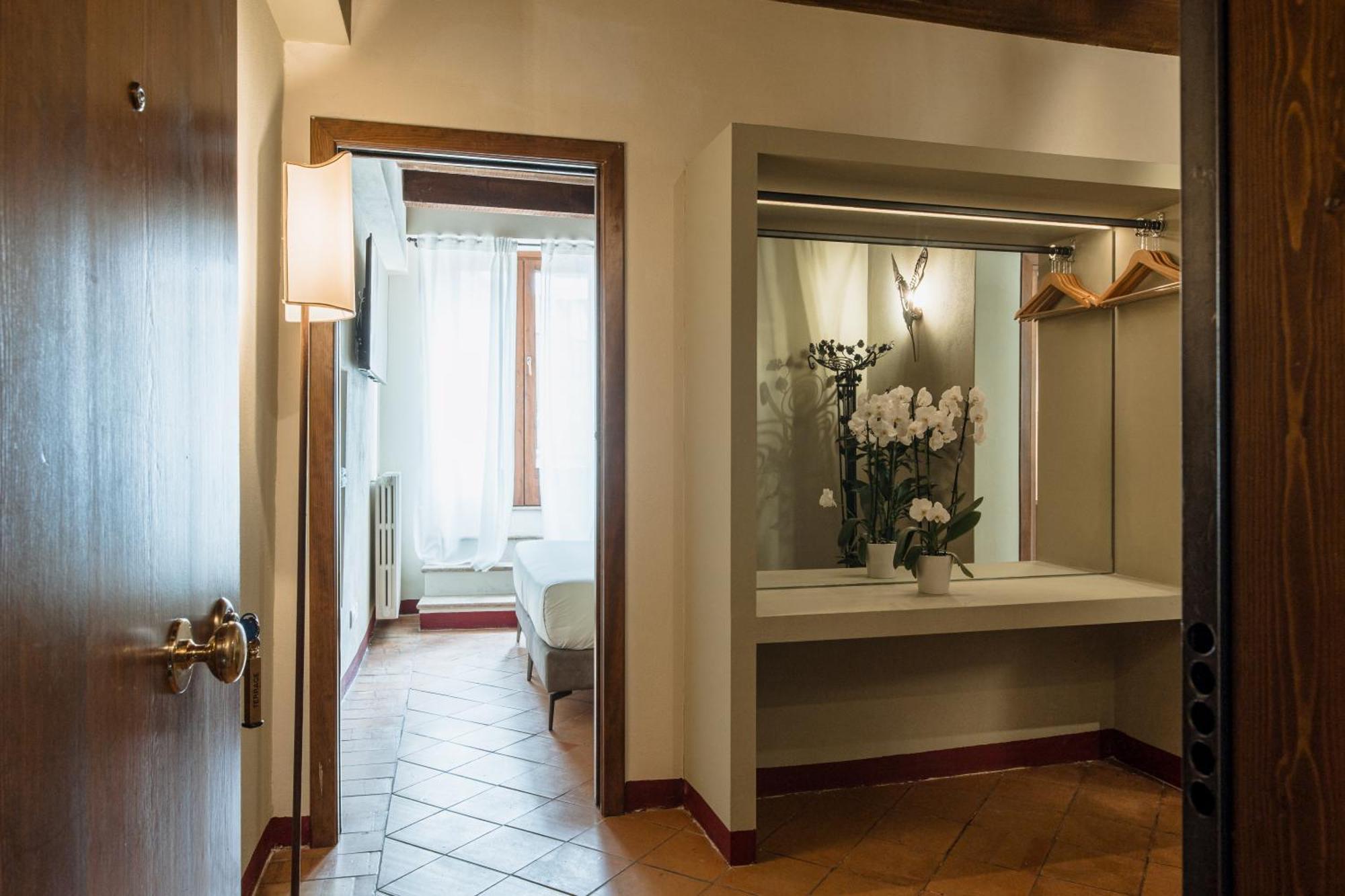 Osteria Luxury Apartments Peschiera del Garda Bagian luar foto