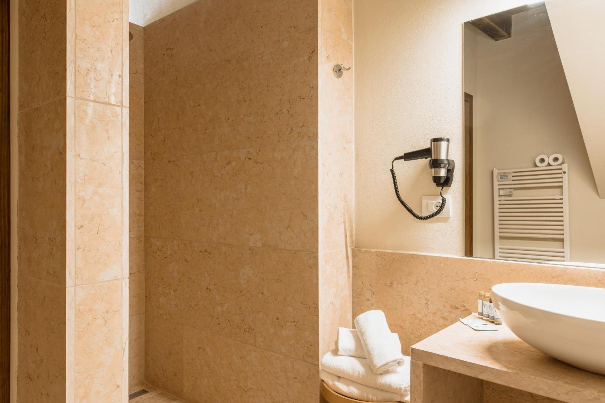 Osteria Luxury Apartments Peschiera del Garda Bagian luar foto